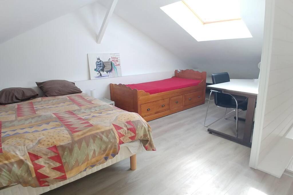Comme A La Maison Cenon Exterior foto